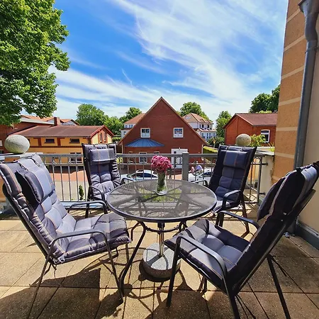 Strandlaeufer Апартаменты Рерик